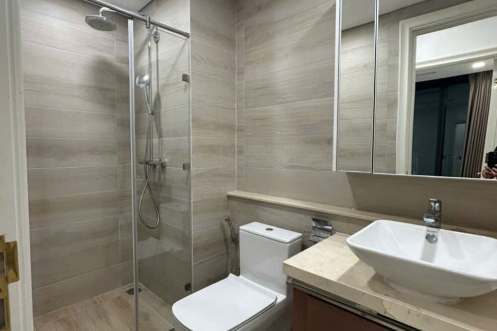 Cho thuê căn hộ 2 phòng ngủ Aqua 1 diện tích lớn 71.9m2, full nội thất, view L81