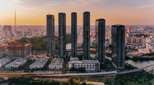 Ba Son: Từ Xưởng Đóng Tàu Lịch Sử Đến Biểu Tượng Phồn Vinh Của Thành Phố Hồ Chí Minh