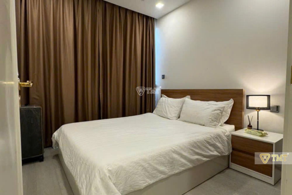 Cho thuê căn hộ 2 phòng ngủ diện tích 73m2 nội thất hiện đại