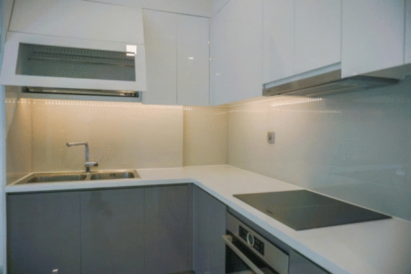 Bán căn hộ 3 phòng ngủ nội thất cơ bản toà Aqua 4