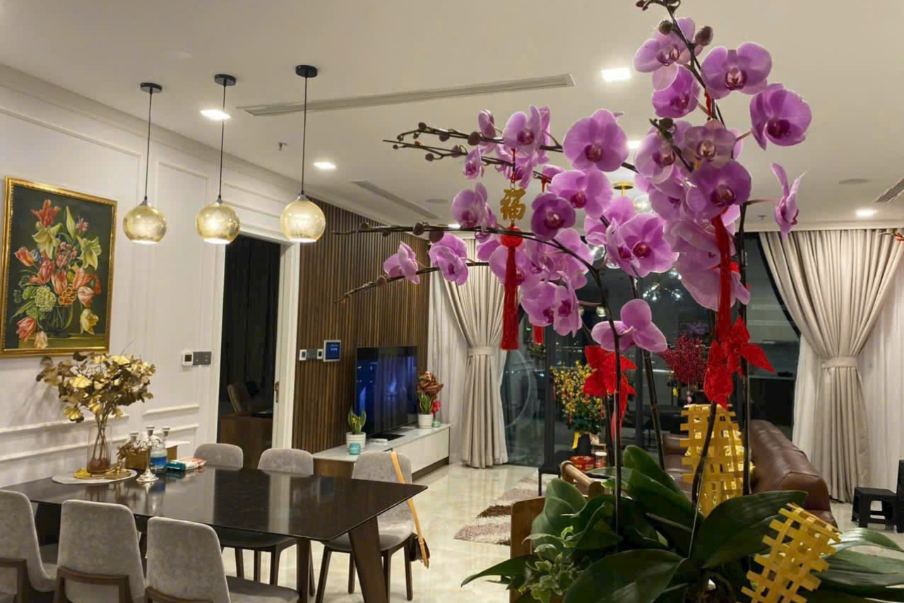 Bán 3 phòng ngủ diện tích 118.5m2 tòa Aqua 2 view pháo hoa