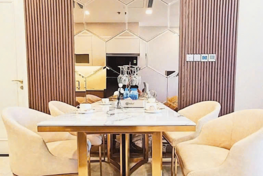 Cho thuê căn hộ 1 phòng ngủ Aqua 2 full nội thất, view thành phố