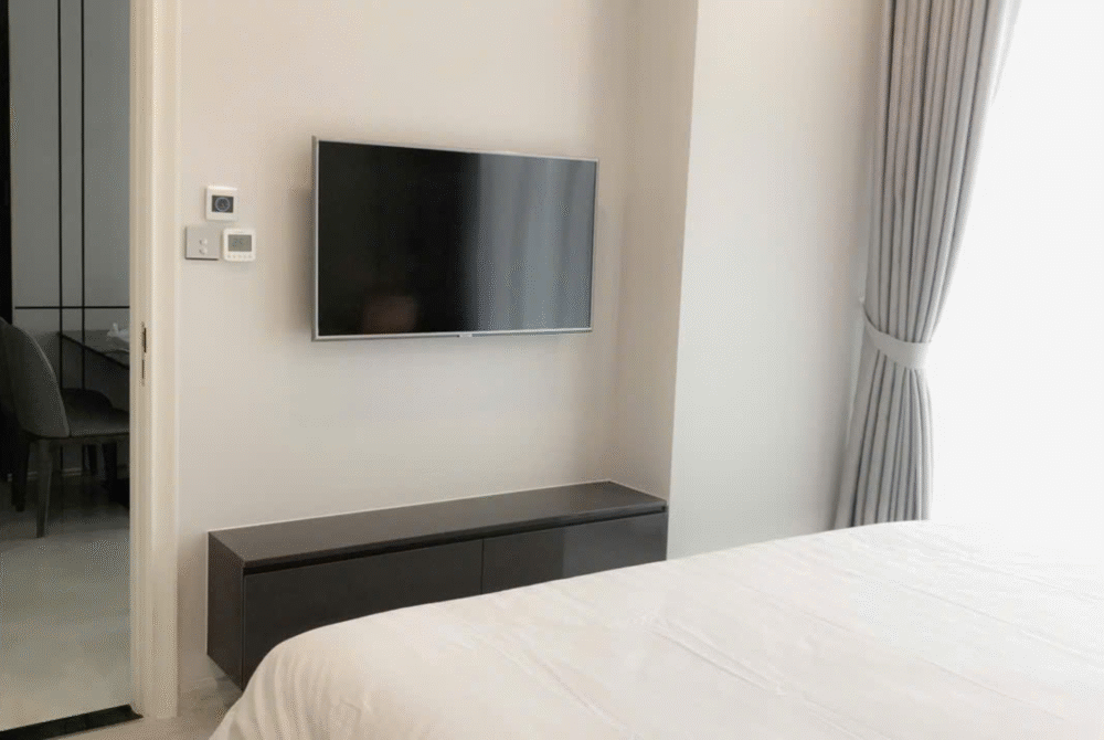 Cho thuê căn hộ 1 phòng ngủ toà Aqua 1 với diện tích 48,7m2