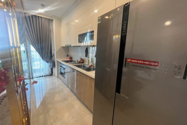 Cho thuê căn hộ 3pn lầu thấp toà Aqua 1diện tích 104,9m2 đầy đủ nội thất