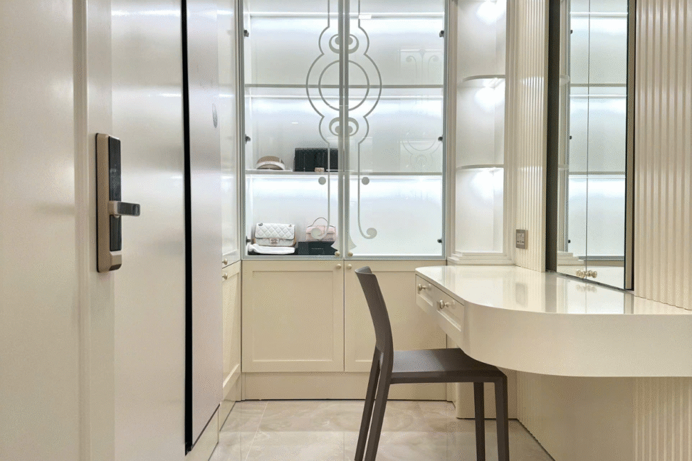 Bán căn hộ 1 phòng ngủ Aqua 1 diện tích 49.5m2, nội thất cao cấp tông hiện đại